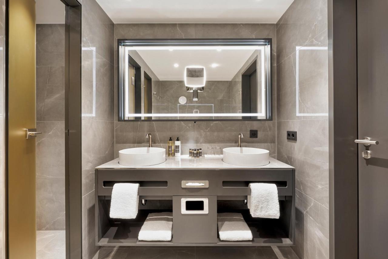 Hyperion Hotel Leipzig Exterior photo Bathroom